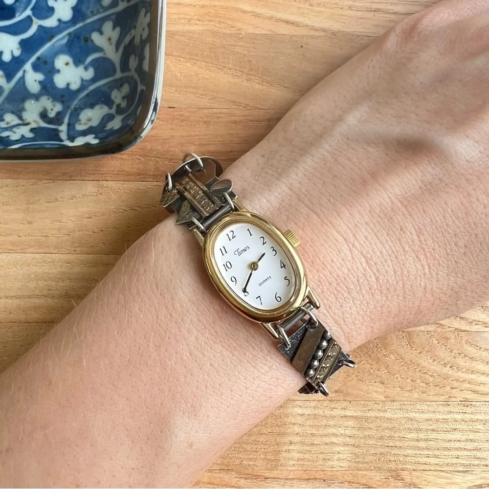 Artisan Sterling silver mixed material bracelet Timex oval watch NEW BATTERY